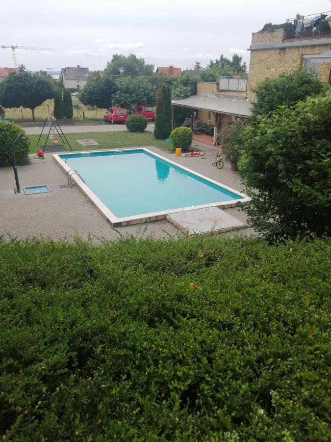 Wildflower Apartment Balatonfured Exterior photo