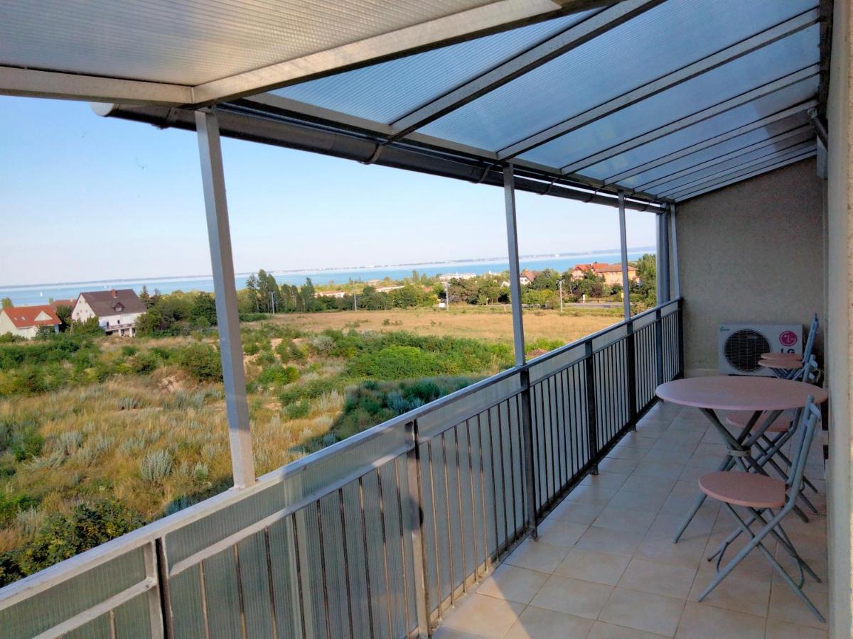 Wildflower Apartment Balatonfured Exterior photo